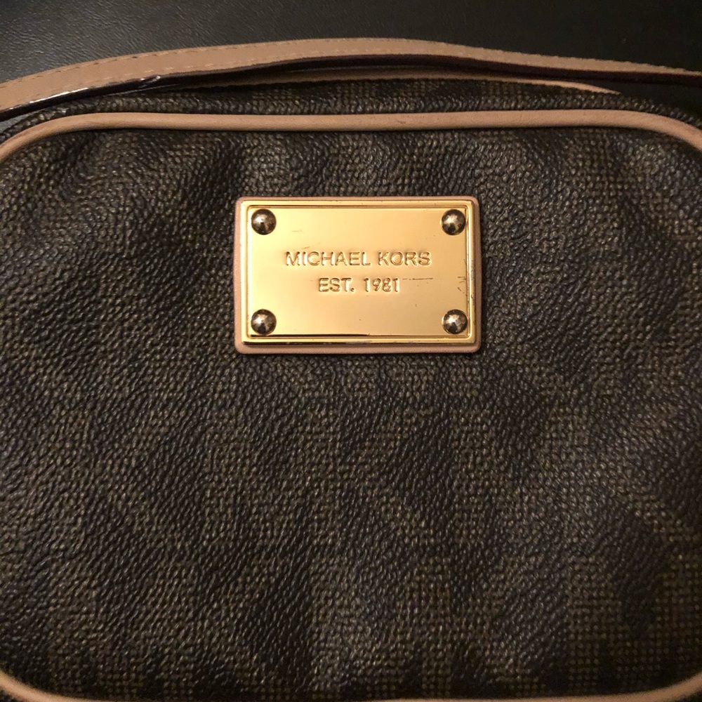 Michael Kors cross bag